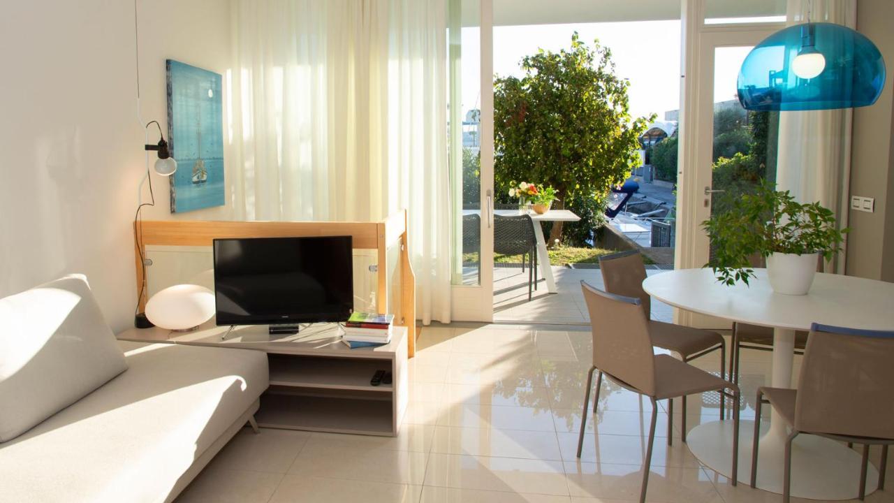 Marina Uno View Apartment Lignano Sabbiadoro Exterior foto