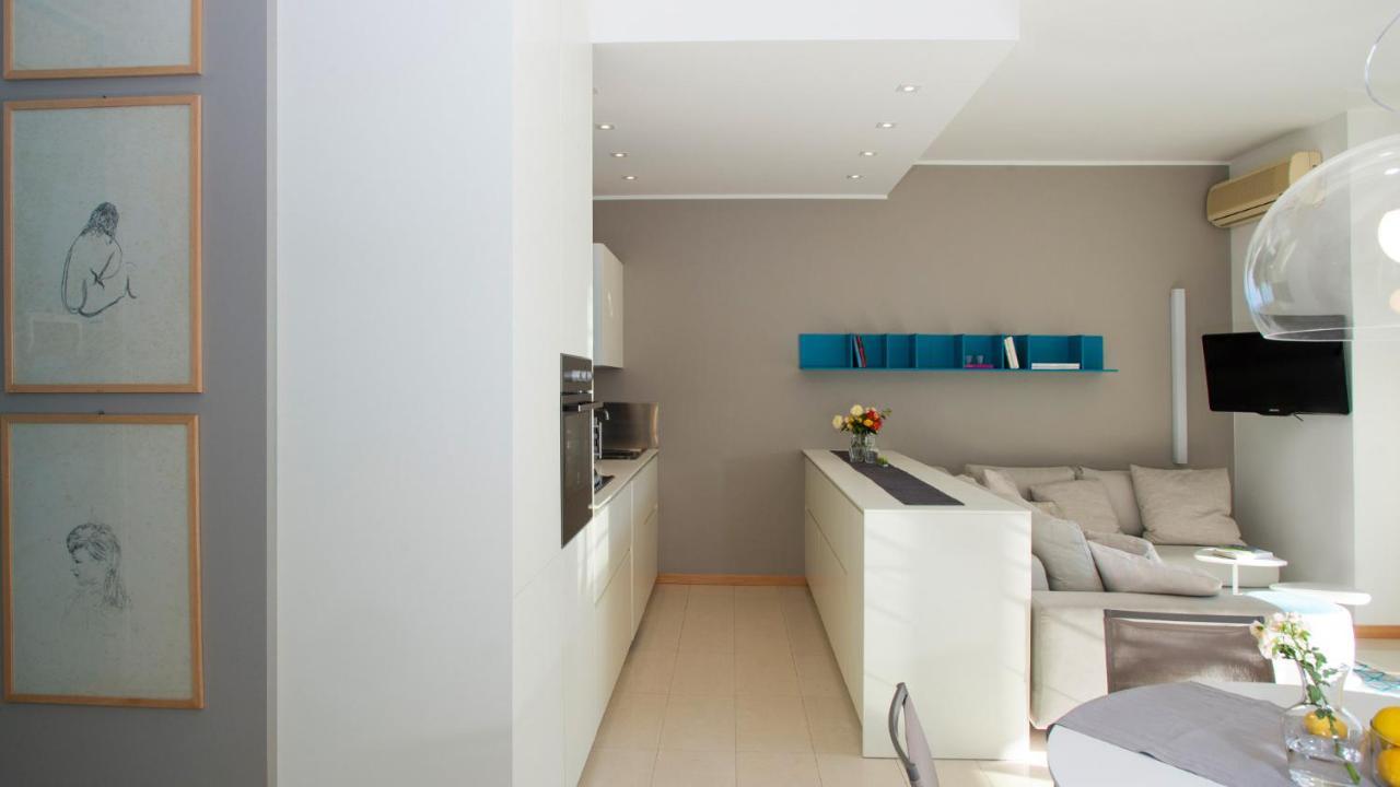 Marina Uno View Apartment Lignano Sabbiadoro Exterior foto